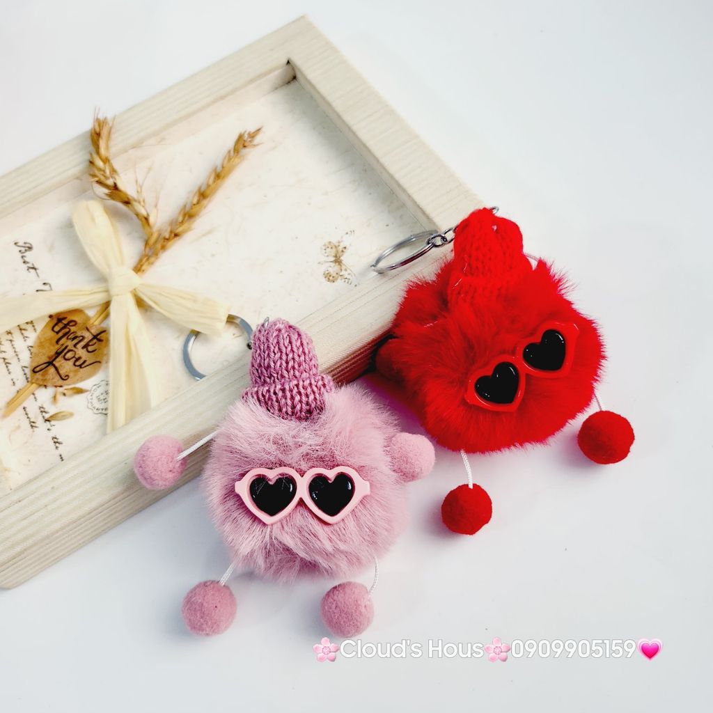 Móc Khóa Cục Bông Monster Đeo Kính Đội Mũ