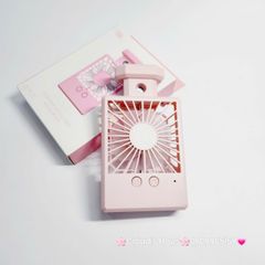 Mini Fan - Quạt Cầm Tay - Để Bàn Dáng Nước Hoa Có Phun Sương