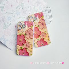 Case Ốp điện thoại iPhone Hoa Hologram nền vàng hoa đỏ viền nhám bảo vệ cụm camera đính đá iPhone 11/12/13/14/15/Pro/Promax