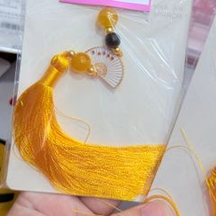 Dây đeo điện thoại các loại charm Tua rua