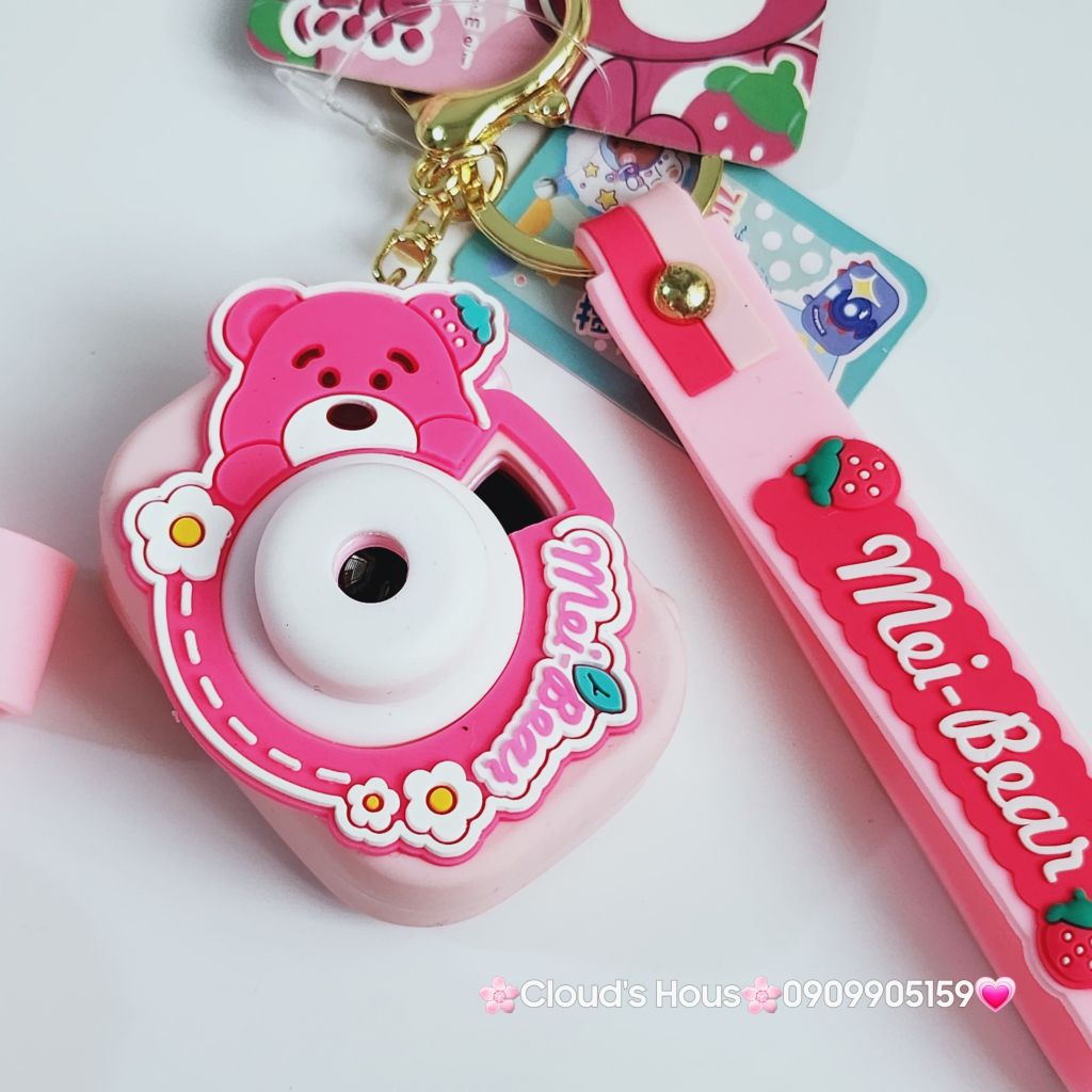 Móc Khóa Máy Ảnh Gấu Dâu Lotso Có đèn Mi Bear