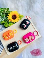 COVER AIRPOD Nhiều màu Icon nổi (MUA 1 TẶNG 1)