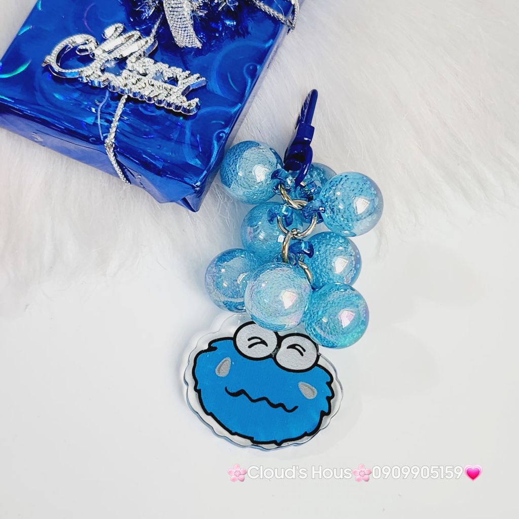 Vòng charm đeo airpod hạt bling bling kèm charm kute - chùm nho
