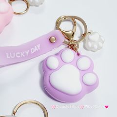 Móc Khóa Chân Mèo Lucky Day