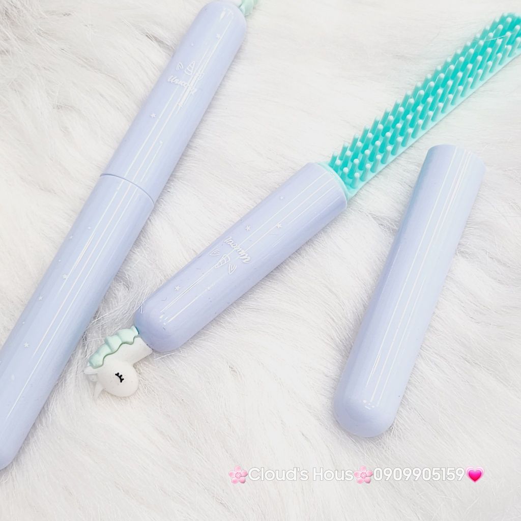 Lược Mini Cây Viết Nhỏ Gọn Bỏ Túi ( THAILAND)
