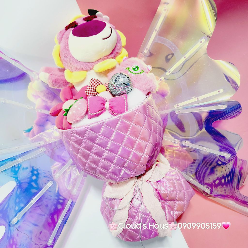 Bó hoa Gấu Bông Gấu Dâu Lotso