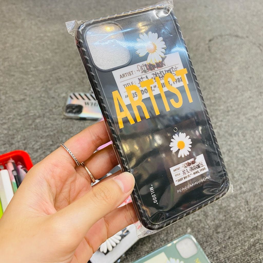 Case Ốp điện thoại iPhone Hoa cúc Nike form vuông bóng kèm Popsocket