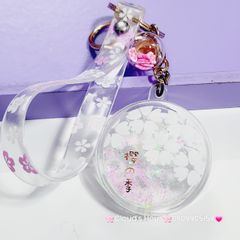 Móc Khóa Hoa Anh Đào Bling Bling Nước