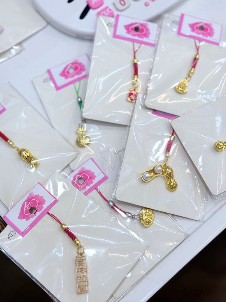 Móc Điện Thoại Móc Túi Phụ Kiện Đẹp nhiều mẫu Tài Lộc ( TAIWAN)