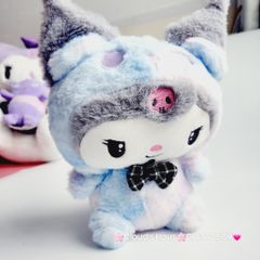 Gấu Bông Thỏ Cinnamoroll & Kuromi Cầu Vồng Đeo Nơ Đen Caro