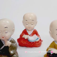 Bộ tượng 4 chú tiểu ngồi tụng kinh gõ mỏ đàn đọc sách