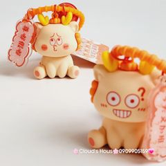 Móc Khóa Lân Ngồi Biểu Cảm Hài Hước Có Chuông - TẾT