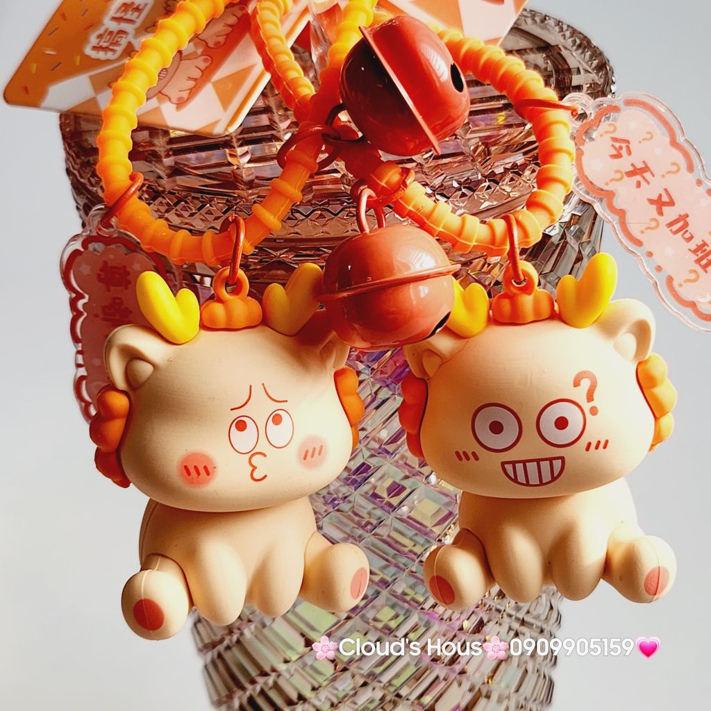 Móc Khóa Lân Ngồi Biểu Cảm Hài Hước Có Chuông - TẾT