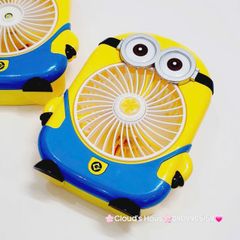 Quạt Cầm Tay - Để Bàn Minions To