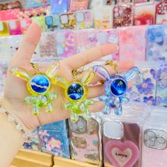 Móc Khóa Phi Hành Gia Tai Thỏ Hologram