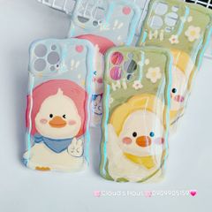 Case Ốp điện thoại iPhone Vịt Cute Đeo Yếm Hologram Viền Gợn Sóng iPhone 11/12/13/14/15/Pro/Promax