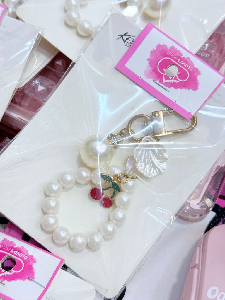 Vòng charm đeo điện thoại NGỌC TRAI kute hàng Thái Lan