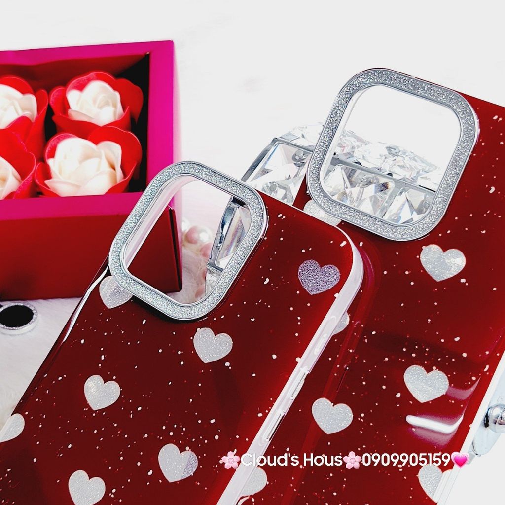 Case Ốp điện thoại iPhone Trái Tim Bạc Nền Đỏ Camera Viền Đính đá kèm bảo vệ Camera iPhone 11/12/13/14/15/Pro/Promax
