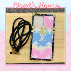Case Ốp điện thoại Iphone LV da Form Vuông có Dây đeo  iPhone Xsm/11/12/13/14/Plus/Pro/Promax
