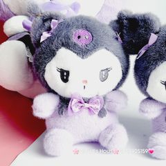 Gấu Bông Kuromi ngây thơ ngồi đeo nơ