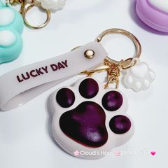 Móc Khóa Chân Mèo Lucky Day