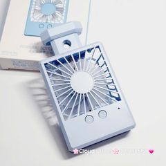 Mini Fan - Quạt Cầm Tay - Để Bàn Dáng Nước Hoa Có Phun Sương