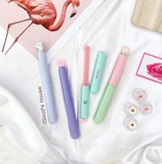 Lược Mini Cây Viết Nhỏ Gọn Bỏ Túi ( THAILAND)