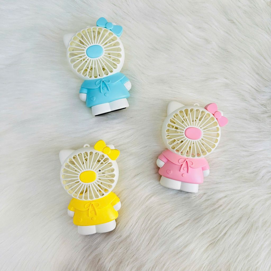 Mini Fan - Quạt Cầm Tay Hello Kitty Mặc Váy siêu kute