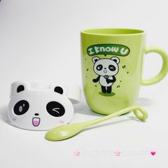 Ly Nước Nhựa Gấu Panda Kèm Muỗng