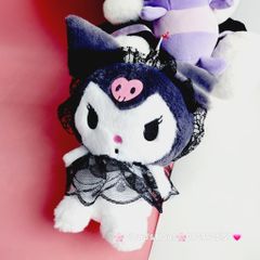 Gấu Bông Kuromi Mặc Váy Ren