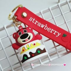 Móc khóa Gấu dâu Lotso đồ ăn & cầm gậy Strawberry