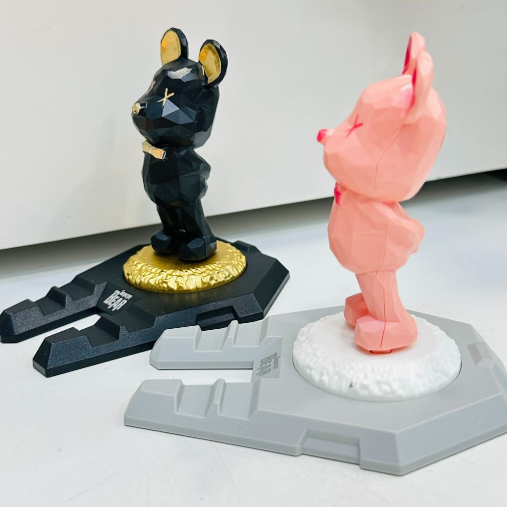 Giá đỡ điện thoại Hình Bearbrick RT-023