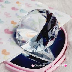 Kim Cương Chặn Giấy