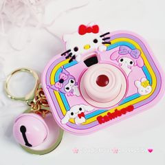 Móc Khóa Máy Ảnh Vuông Hello Kitty Rainbow Có đèn
