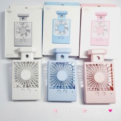 Mini Fan - Quạt Cầm Tay - Để Bàn Dáng Nước Hoa Có Phun Sương