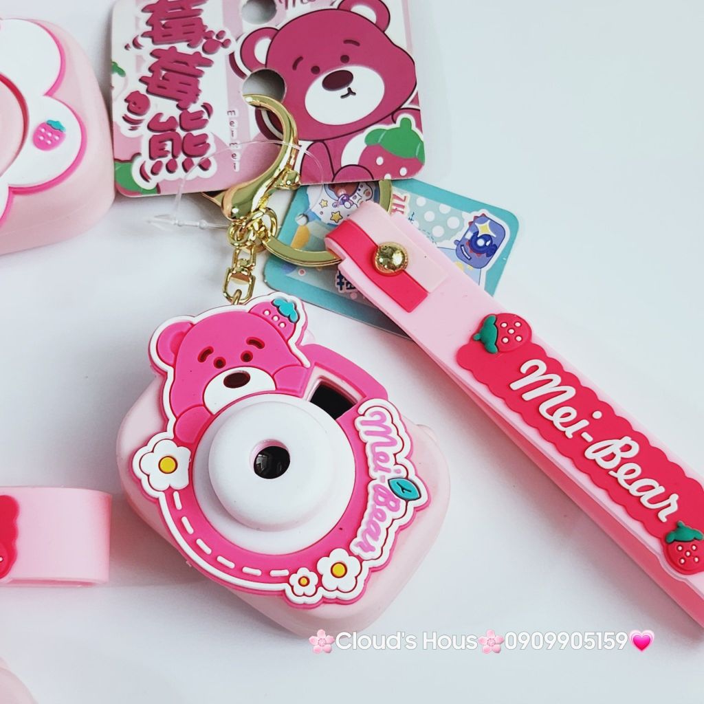 Móc Khóa Máy Ảnh Gấu Dâu Lotso Có đèn Mi Bear