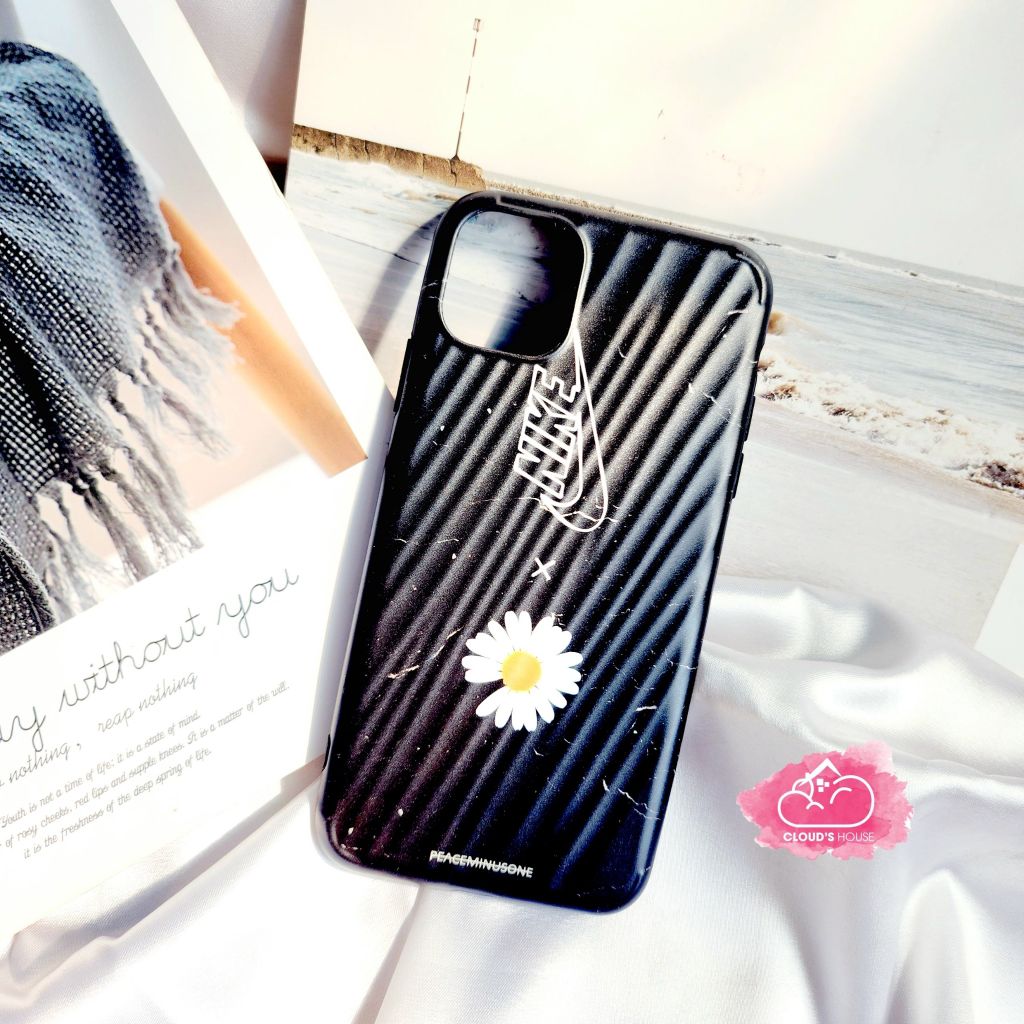 Case Ốp điện thoại Hoa Cúc Nhám Đen Có Vân Iphone 11promax