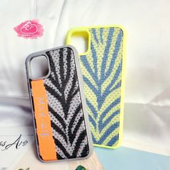 Case Ốp điện thoại MXK-416 Milada Vải Thêu Iphone 11Pro/11Promax (3 màu)