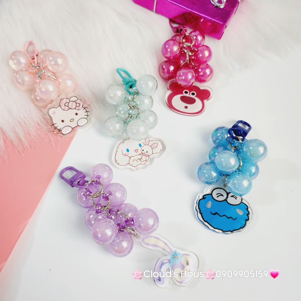 Vòng charm đeo airpod hạt bling bling kèm charm kute - chùm nho