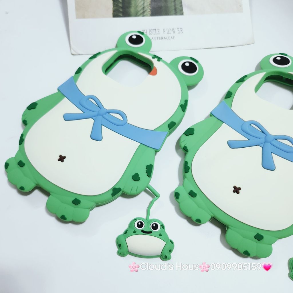 Case Ốp điện thoại iPhone Ếch xanh đeo nơ Su dẻo kèm móc khóa iPhone 11/12/13/14/15/Plus/Pro/Promax