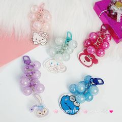 Vòng charm đeo airpod hạt bling bling kèm charm kute - chùm nho