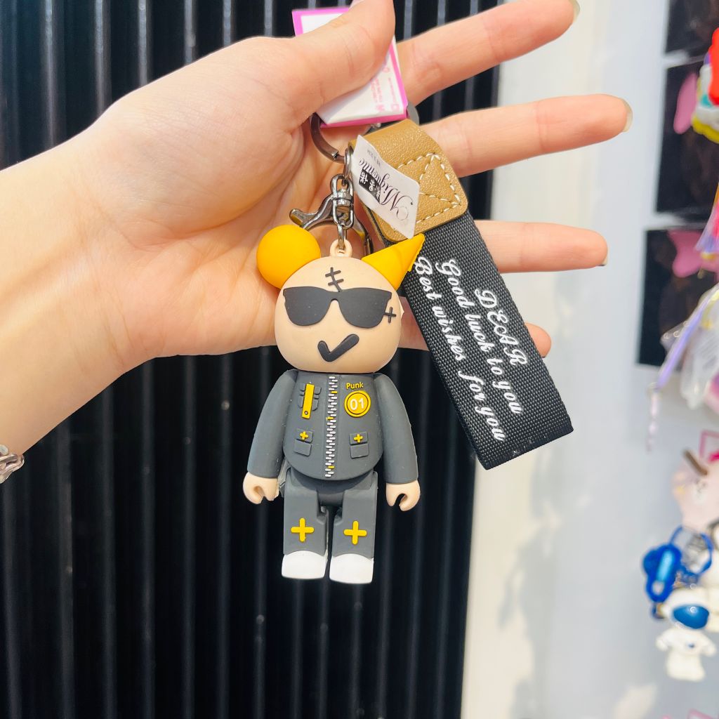 MÓC KHOÁ Bearbrick Đứng Siêu Ngầu