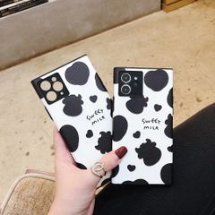 CASE iPhone FORM VUÔNG BÒ SỮA Nhám Da