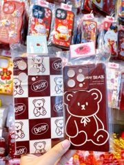 CASE iPhone VUÔNG NHÁM BÓNG BẢO VỆ CAMERA BEAR-LUCKY BEAR ( FORM VUÔNG)