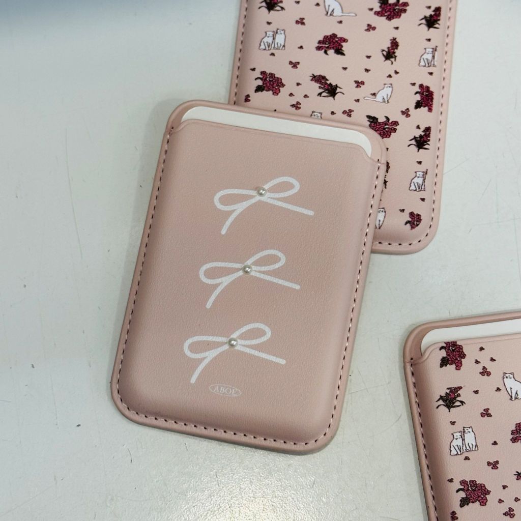 Leather Wallet Magsafe - Họa Tiết Dễ Thương