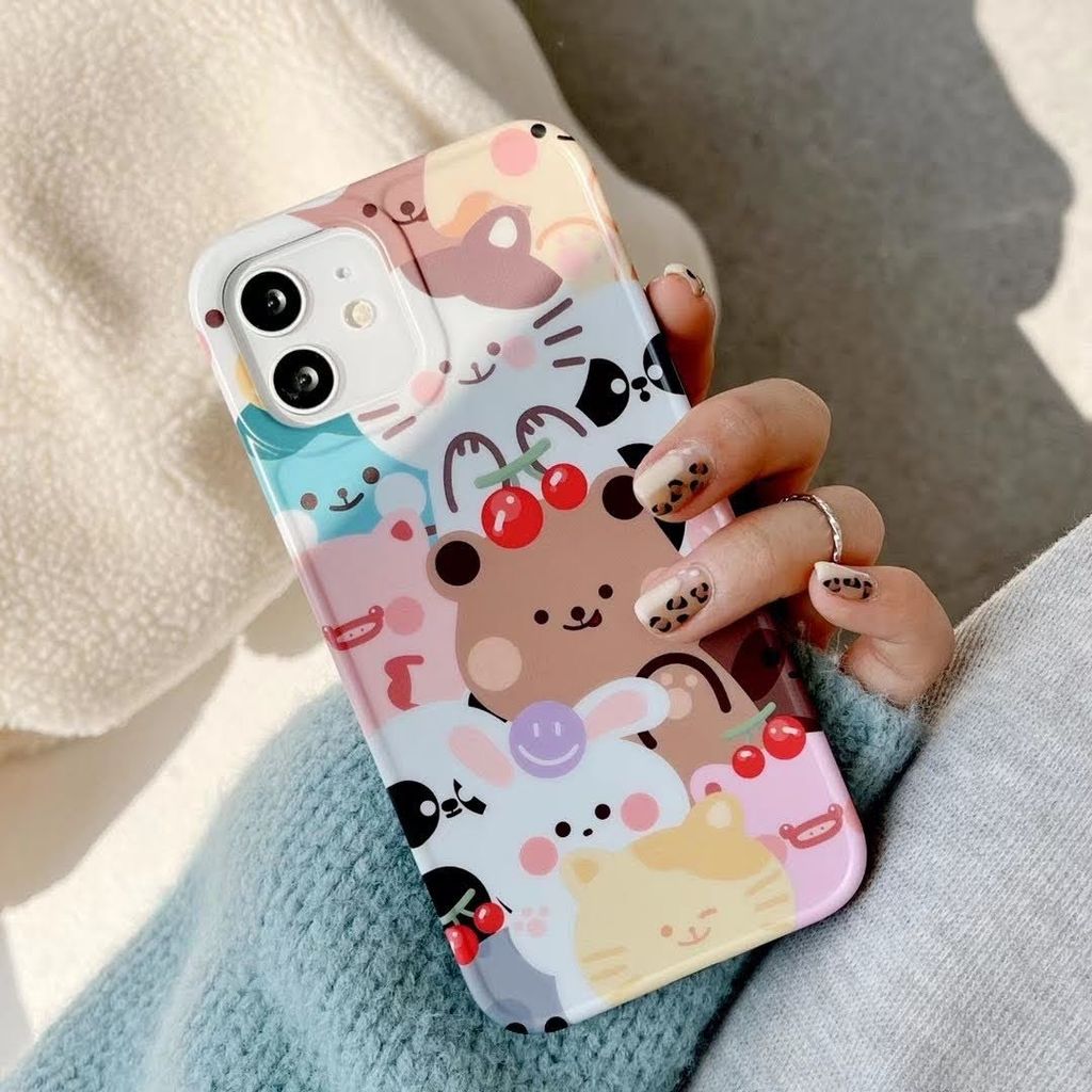 CASE IPHONE NHÁM BÓNG GẤU ANIMAL Form vuông