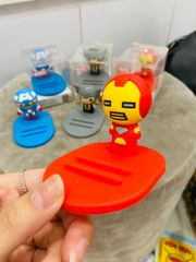 GIÁ ĐỠ ĐIỆN THOẠI SIÊU ANH HÙNG MARVEL (3 mẫu)