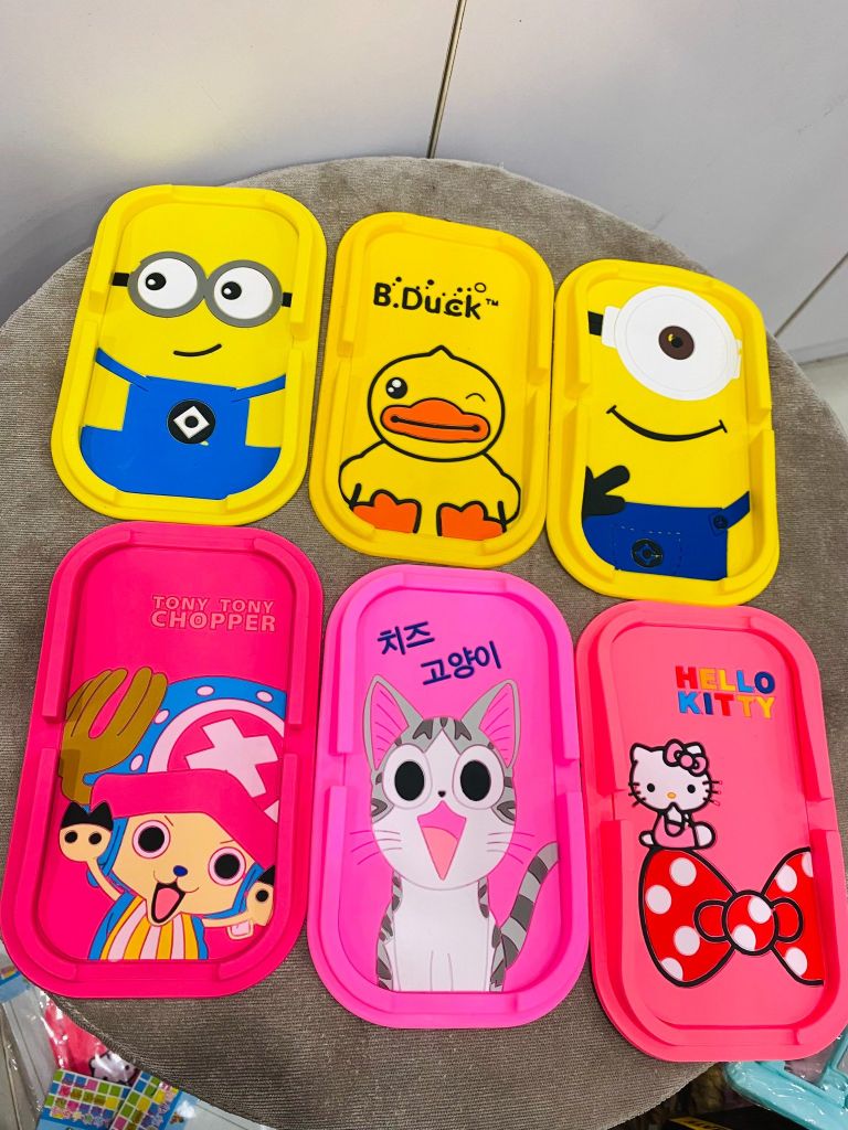 GIÁ ĐỠ ĐIỆN THOẠI SILICONE HOẠT HÌNH 3D