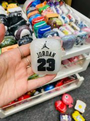 COVER AIRPOD SU DẺO GỌN KUTE MẪU NAM