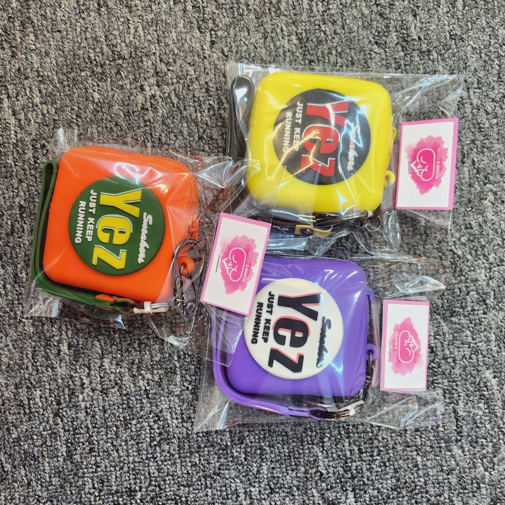 Bóp móc khóa Silicone